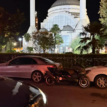 Ora Appartments Хостел Шкодер