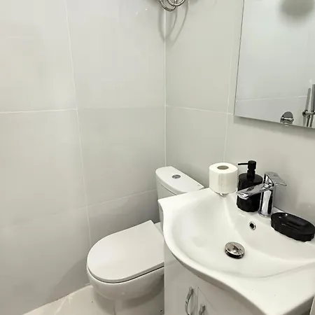 Ora Appartments Hostel