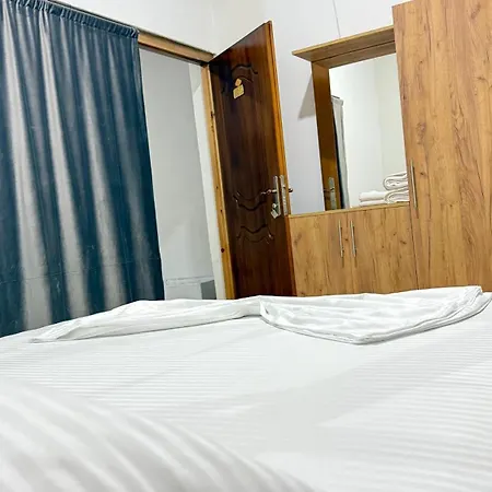 Ora Appartments Σκόδρα