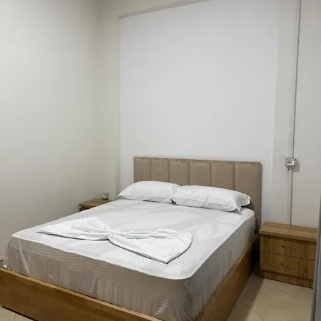 Ora Appartments Σκόδρα