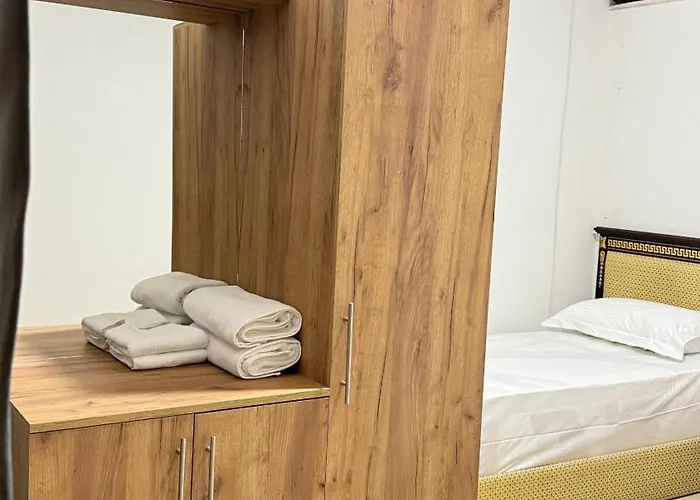 Ora Appartments Шкодер